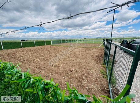 Bügdüz Mah 275m2 Elektrik Su Tel Örgülü Hazır Kurulu Bahçeler