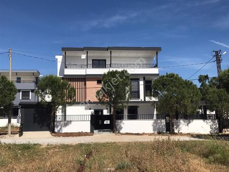 Didim De Satılık 4+1 Müstakil Villa