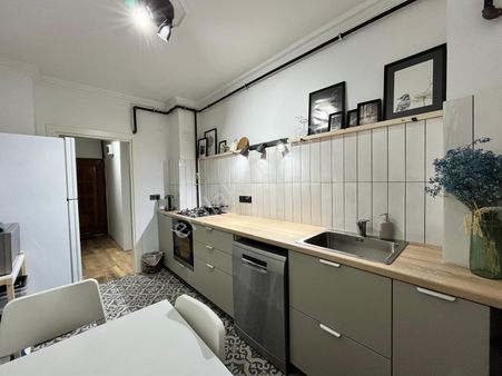 Antalyanın Göbeğinde 2+1 Ayrı Mutfak Asansörlü Eşyalı İçi Yapılı