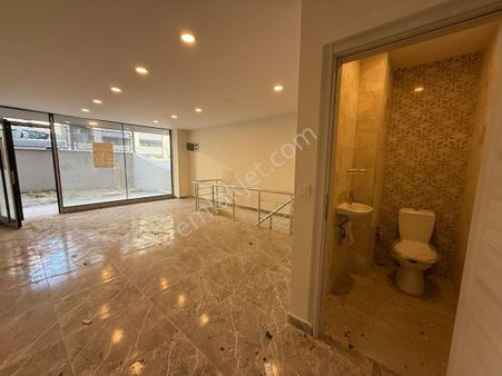 Dükkan 2 Katlı Kartaltepe Sabri Çalışkan Lise Yanı.bakırköy