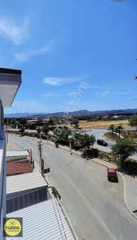 Menderes Cünytbey Mah.'nde Ferah Satılık Dubleks Daire (4+1)