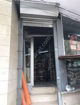 Araz Gayrimenkul Zübeyde Hanım Mah.satılık Dükkan