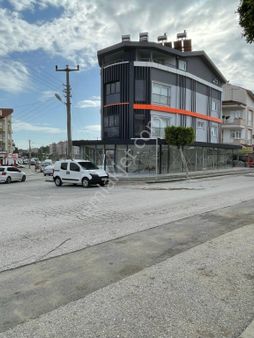 Sarılarda Emsalsiz Konumda Satılık Dükkan