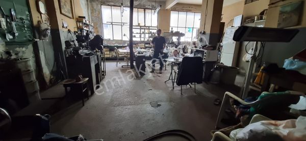 B.paşa Maltepe Mah. 400m² Komple Bina - İş Yeri