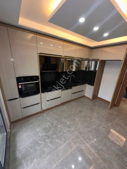 Ak&er Emlak'tan 2+1 Ultra Lüks Çay Manzaralı