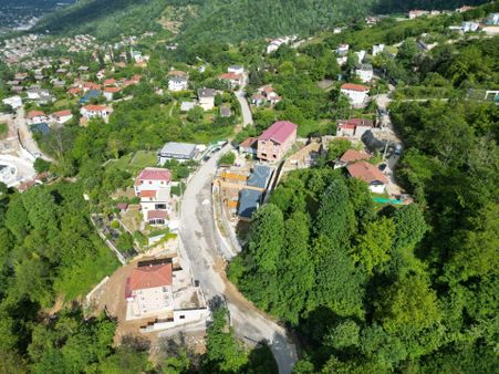 Turyaptan Kurtköy Dibektaşta Panaromik Göl Manzaralı İmarlı Arsa