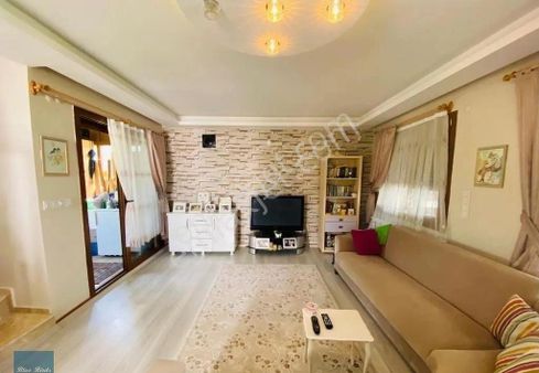 Sevgi Plajında Denize 100m Tek Müstakil Villa