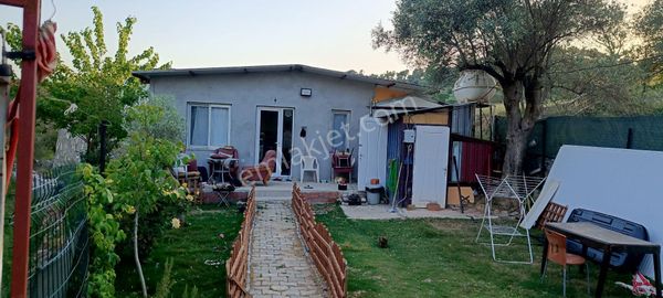 Seferihisar Orhanlı Köyünde Satılık Müstakil Ev Ve Bahçe