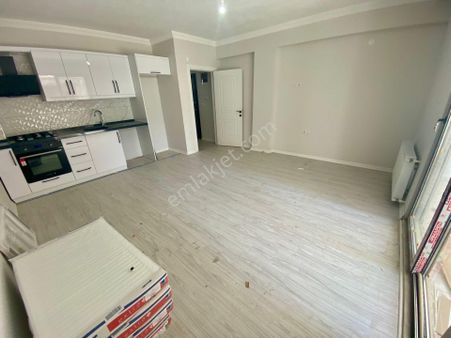 💢akçay İmza Emlak'tan Akçay'da Yüksek Giriş Ön Cephe 90 M2 2+1 Lüx Sıfır Daire💢