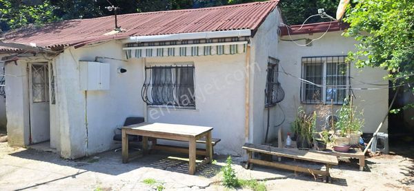 Sarıyer Hacıosman'da Satılık Müstakil Bahçeli Ev