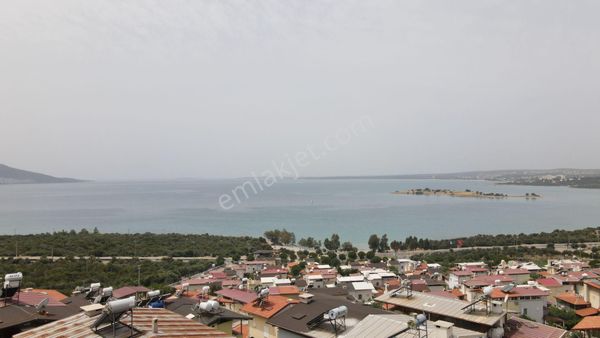 Didim Akbük'te Denize Sıfır Site İçeirisnde Satılık Yazlık
