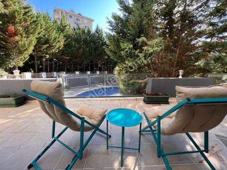 İstinye'de Aktiviteli Sitede 3+1 Teraslı, Bahçeli Eşyalı Daire