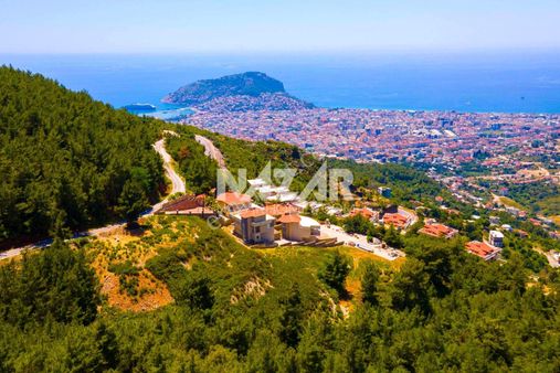 Alanya Bektaş’ta Deniz Manzaralı Satılık 3.752 M² İmarlı Arsa