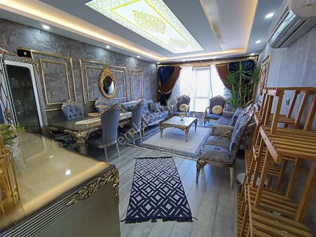 Acil Emlak Güvencesiyle 4+1 Satılık Daire Veysel Karani