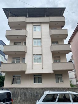 Satılık 5 Katlı 3+1 Müstakil Ev.13.750.000 Tl.fatihler Mah.terasta Var.