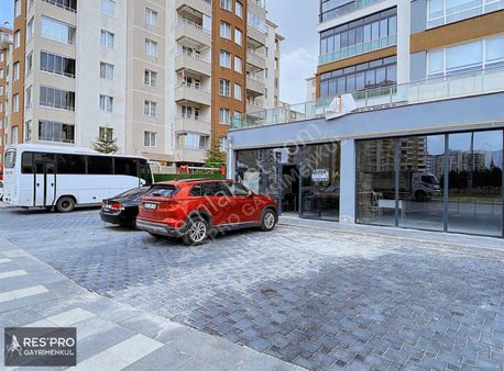 Respro Dan Yakut Mah Satılık Dükkan