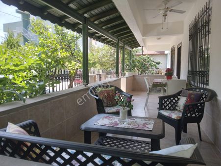 Küçükkuyu Mıhlı Doğu Cephe Dev Balkon Bahçe Katı Denize 100 Mt Engelliye Uygun Eşsiz.