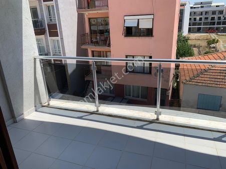 811-merkeze Pazara Yürüme Mesafesinde Geniş Daire