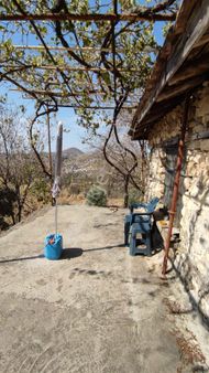 Yaylaalanda İçinde Restorasyon Olabilecek Taş Ev !!!