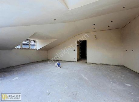 Çengelköyün En İyi Konumunda Lüx 5+2 Dublex Daire