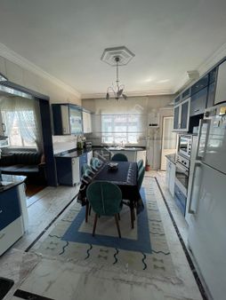 Sarıgüllük Mahallesi 5+1 Satılık Daire