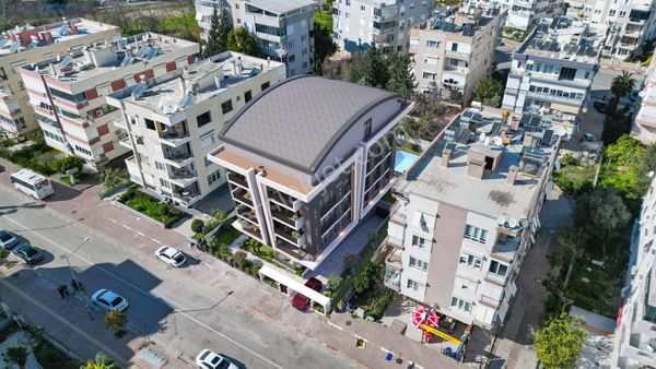 Yeşilbahçede Kapalı Otoparklı Ultra Lüks Sıfır 3+1'ler