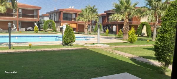 Karova Mevkkınde Ultra Luks 5 Yıllık Dıtede Komple Esyalı Harıks Konumlu Dubkeks Vılla Satılıkyır.