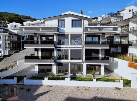 Güçlü Kardeşler Altınoluk Merkezde Full Manzarlı Kat Dublex'ler