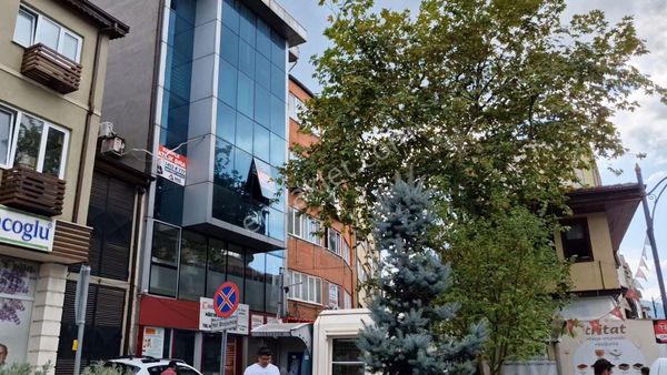 Alacamescit Mah Cumhuriyet Cad Girişi Satılık Komple Bina