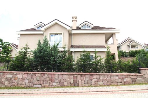 Koparan Satılık Villa 7+1 350m2 Anadolu Bahçeşehir Tulumtaş