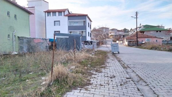 Arsa Bitişik Nizam 8 Dairelik