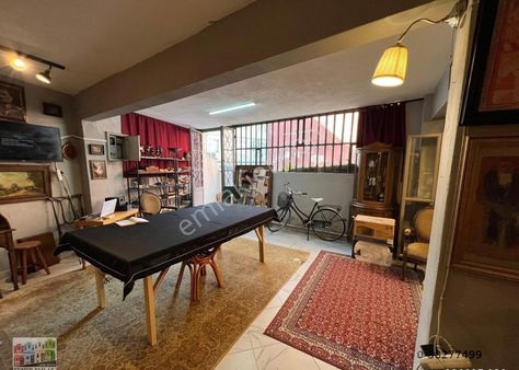 Balat Fener De Satılık Dükkan