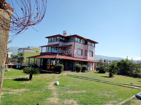 Karaağaç Övündük Mahallesinde Asilkent Sitesi Yanında Denize Sıfır Satılık Müstakil Villa