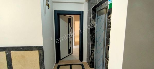 Sancaktepe Satılık 2+1 Yüksekgiriş 95m² Asansörlü