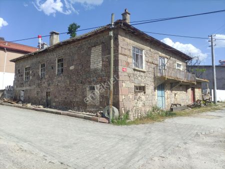 Konya Seydişehir Gevrekli Satılık 2 Katlı Taş Ev Ve Bahçesi 488 M2.köşe Köyiçi