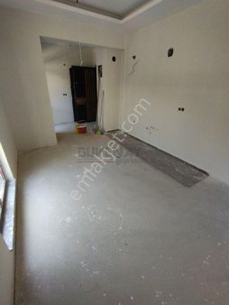 Güvenay - Çorum Bahçelievler C.tesi Pazarı Yanı 1+1 Sıfır Satılık Daire