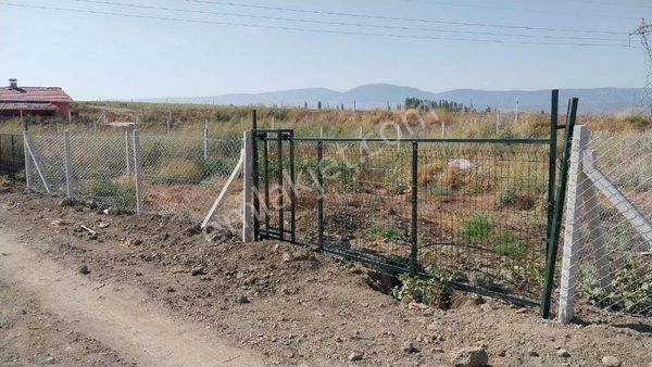 Güvenay - Çorum Cemilbey Yolu Ovakarapınar Mevkii 500 M² Bahçe