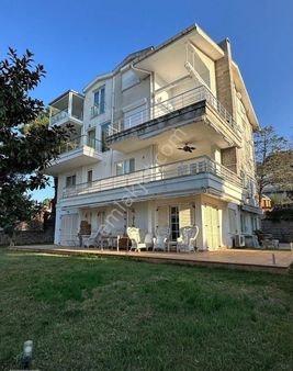 Planet'ten Deniz Manzaralı Geniş Balkonlu 4+1 Ara Kat Daire