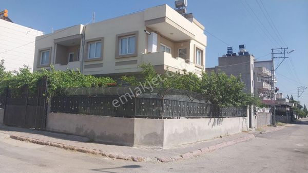 Levent Mh 2katlı Extralı Bahçeli Garajlı Müstakil Ev