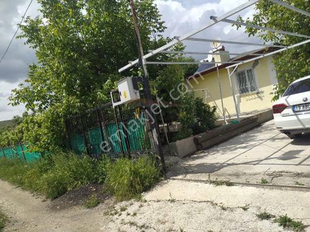 Güvenay - Çorum Sarmaşa Mevkinde Evi Olan Satılık Hobi Bahçesi