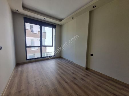 Obagöl Mahallesinde Denize 200 Metre Mesafede Sıfır Binada Satılık 2+1 Daire