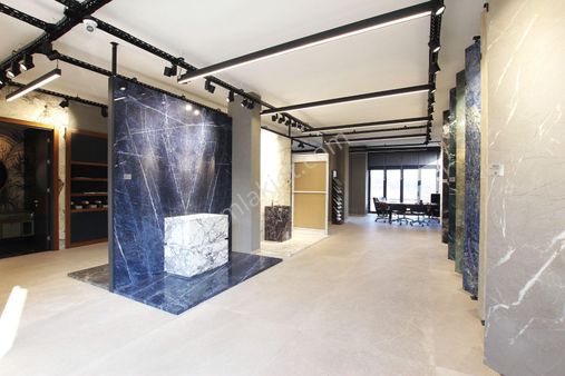 Acarkent'in Merkez Caddesinde; Kiralık,ofis,mağaza Ve İş Yerleri