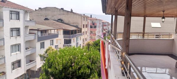 Şenol Gayrimenkul'den Körfez'de Satılık Geniş Aileler İçin Dublex Daire