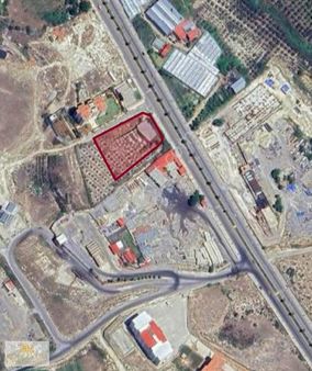 Kolezyum Dan 34.cadeye Cepheli Ticari Konut Satılık Arsa