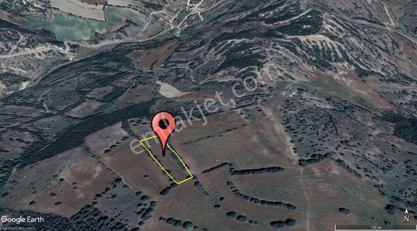 Güvenay - Çorum Ertuğrul Köyü Güneyinde 3.725 M² Tarla