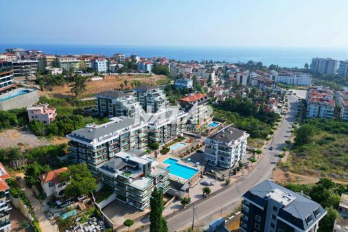 Alanya Kestel'de Denize Yakın 4+1 Eşyalı Çatı Dubleks Daire