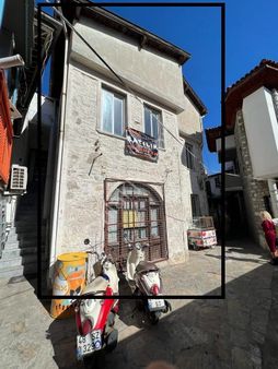 Vefa'dan Marmaris Mustakil Uç Katli Satilik Konut Veya Ticari