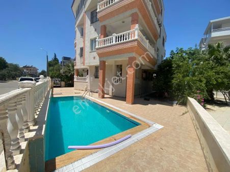 Didim Çamlık Mahallesi’nde Havuzlu Site İçerisinde Ebeveyn Banyolu Full Eşyalı 2 + 1 Daire