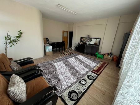 Nasreddin Emlaktan Çarşı Merkezde Satılık Daire