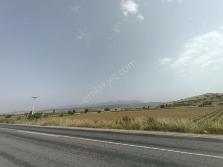 Nursima Emlak'tan Satılık İzmir Asfaltına Sıfır